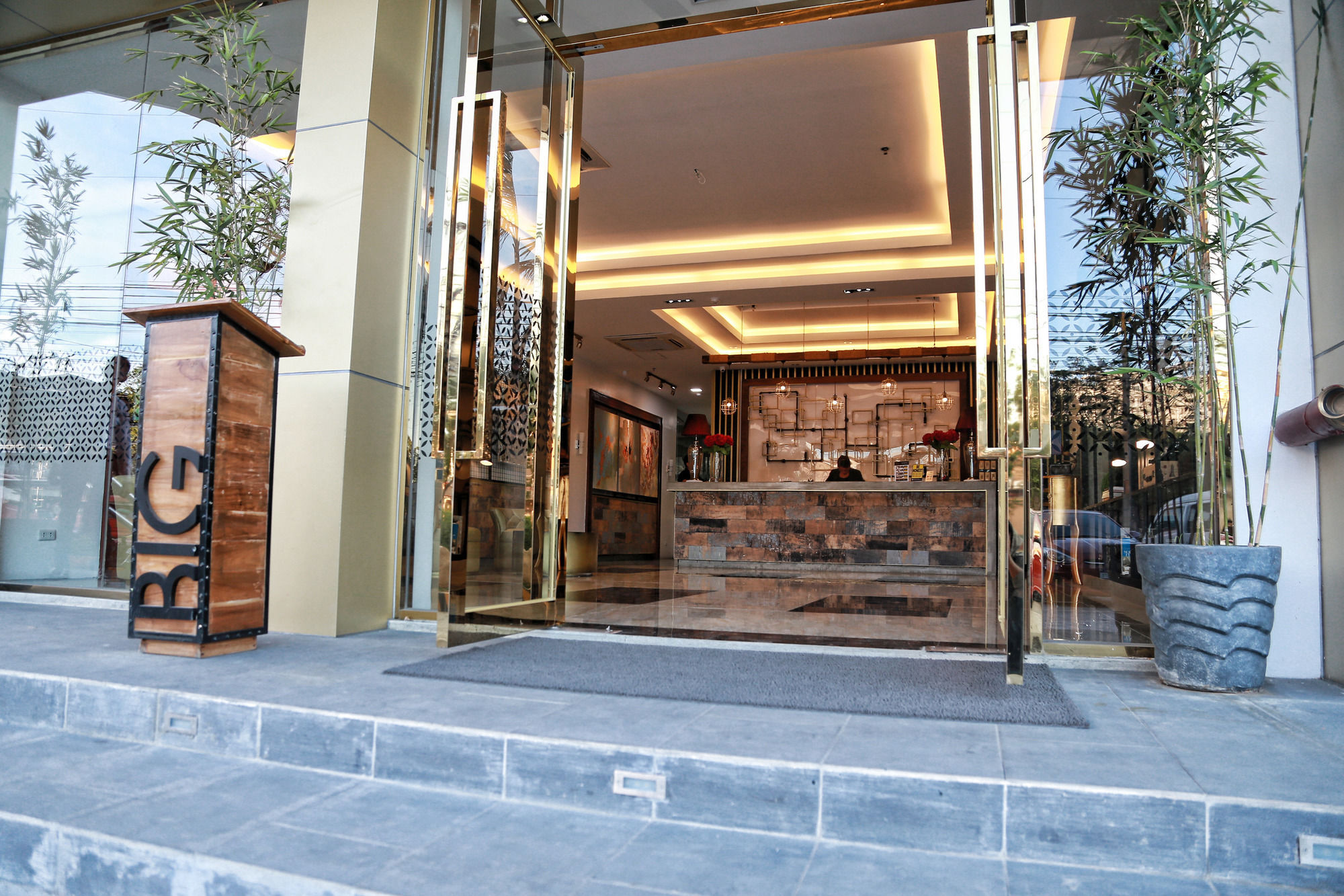 Big Hotel Cebu Εξωτερικό φωτογραφία